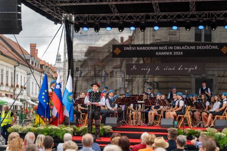 Največji etnološki festival v Sloveniji Dnevi narodnih noš in oblačilne dediščine v Kamniku že enainpetdesetič  (42)
